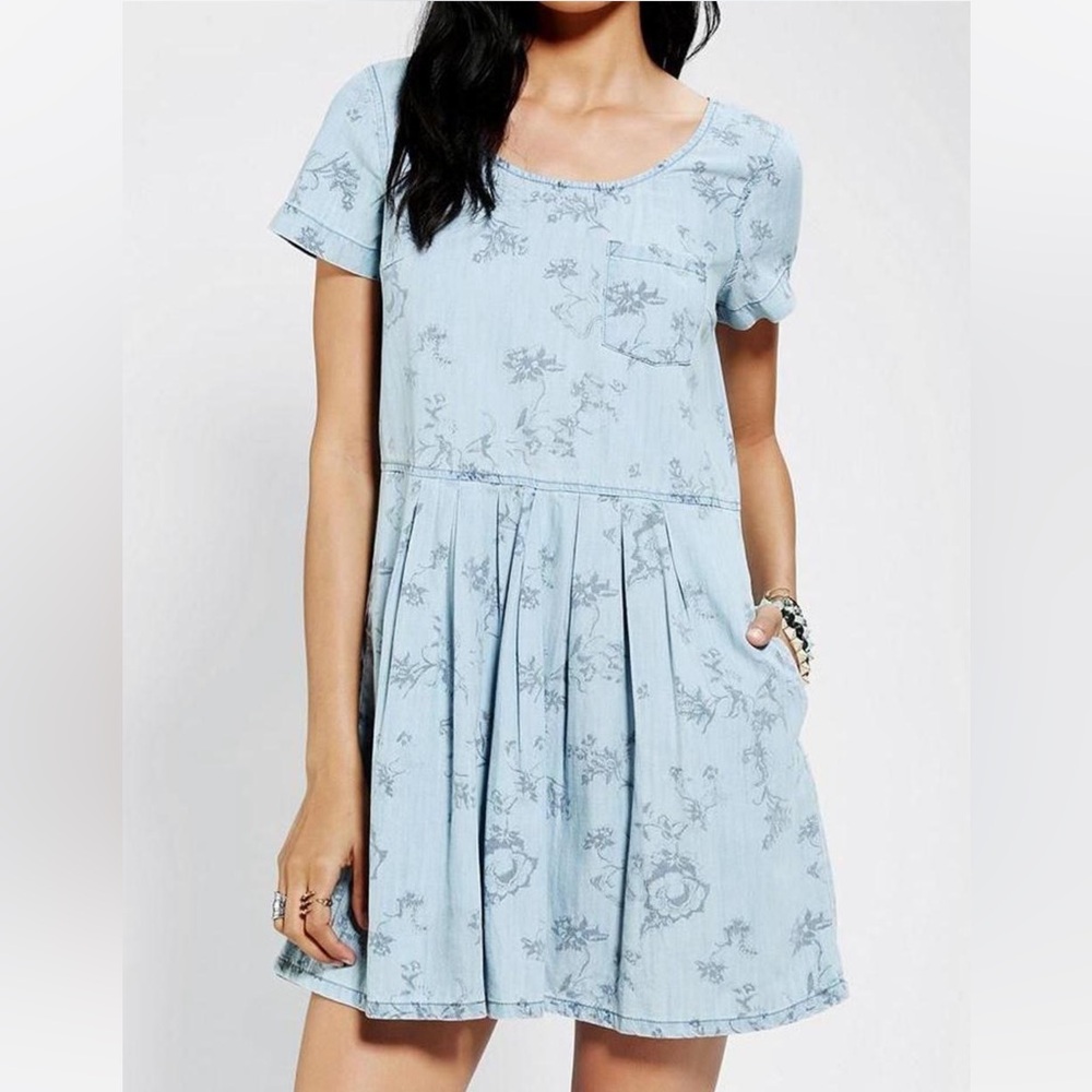 BDG Light Blue Floral Midi Dress